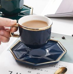 чаша за кафе/ капучино, чинийка и лъжичка Син Диамант - порцелан