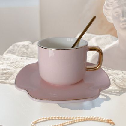 чаша, чинийка, лъжичка PINK CLOVER