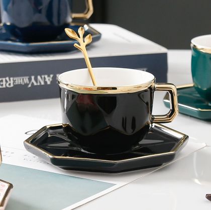 чаша за кафе/ капучино, чинийка и лъжичка Черен Диамант - порцелан