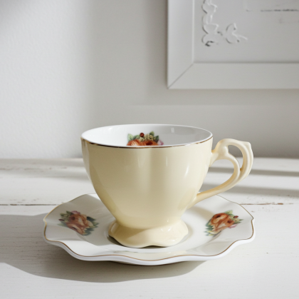 чаши за капучино или чай 6 бр. с чинийки 6 бр. Yellow Magic - порцелан