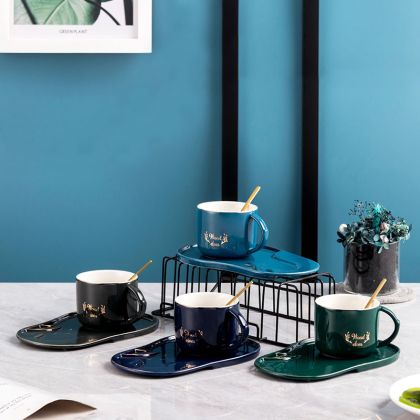 купи 2 на цената на 1: чаши, чинийки, лъжички Wood Elves