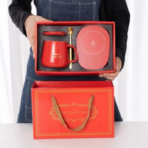 комплект чаша с капак, лъжичка и нагревател RED L