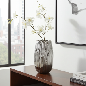 Сребърна ваза 20.5 см - Елегантност и стил