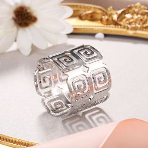 метални пръстени за салфетки Morello Silver с класически гръцки мотив. Комплект от 6 бр.