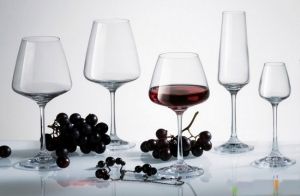 чаши за червено вино Corvus 360 мл