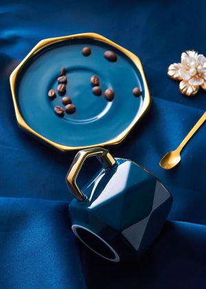 чаша, чинийка, лъжичка BLUE DIAMOND